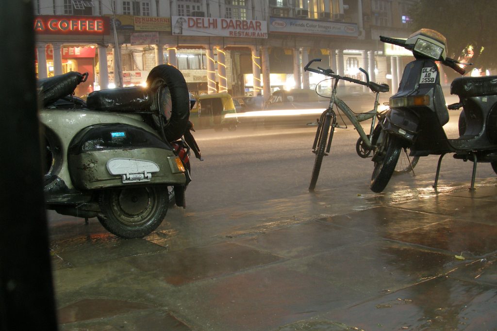IMD forecasts heavy rain for Delhi, Punjab through September 17
